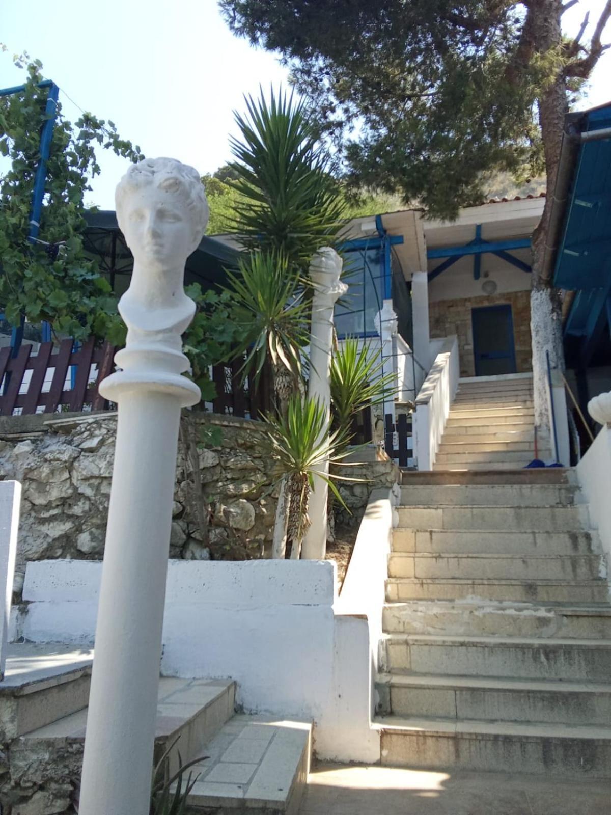 Tramonto Hotel Durres Exterior photo